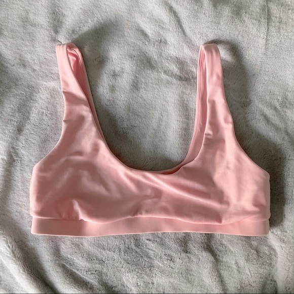 NWOT Forever 21 Light Pink Bathing Suit Top - Picture 1 of 3